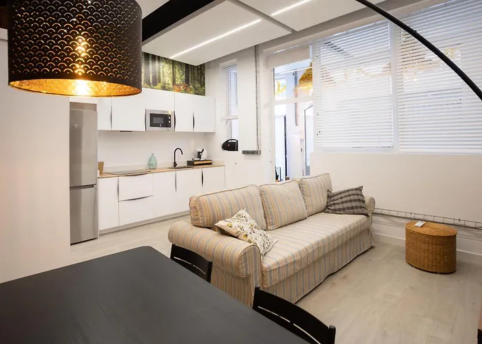 Riquina アパート セラノーバ