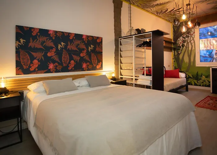 アパート Riquina セラノーバ